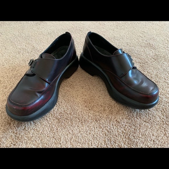 dansko oxford shoes